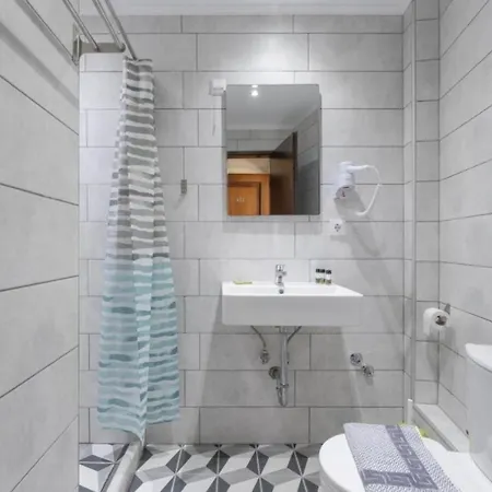 Hotel Mironi 2*
